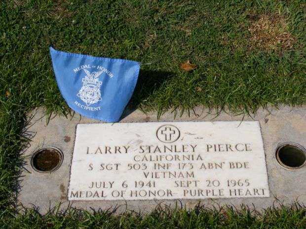 SSGT. LARRY STANLEY PIERCE MEDAL OF HONOR GRAVESTONE