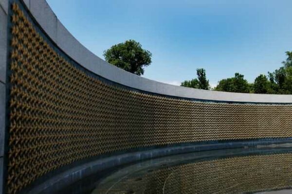 NATIONAL WAR MEMORIAL II MEMORIAL FREEDOM WALL