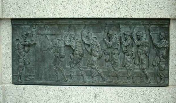 NATIONAL WORLD WAR II MEMORIAL BAS-RELIEF S