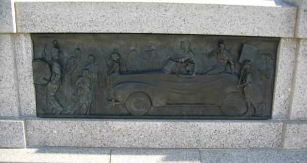 NATIONAL WORLD WAR II MEMORIAL BAS-RELIEF N