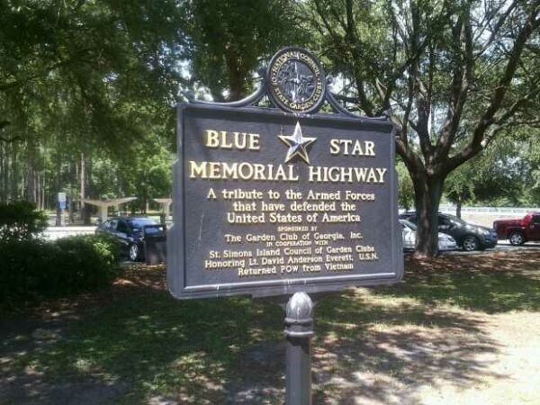 BRUNSWICK BLUE STAR MEMORIAL HIGHWAY MARKER