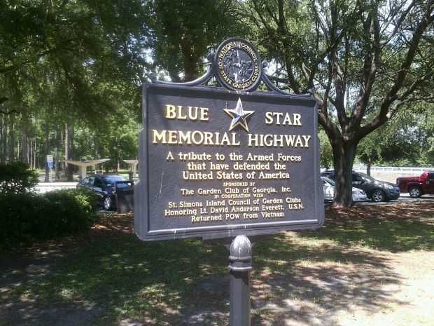 BRUNSWICK BLUE STAR MEMORIAL HIGHWAY MARKER