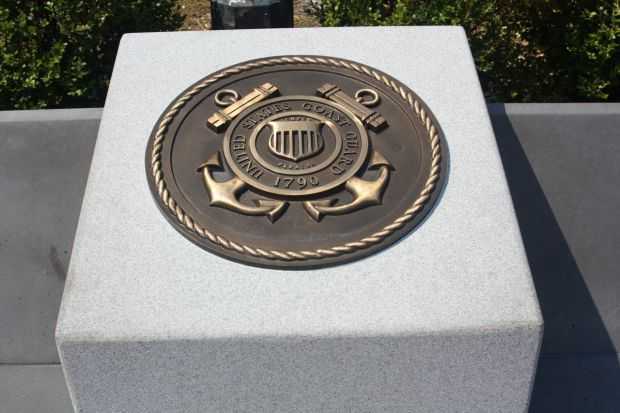 “A WORLD APART” WORLD WAR II MEMORIAL MEDALLION G