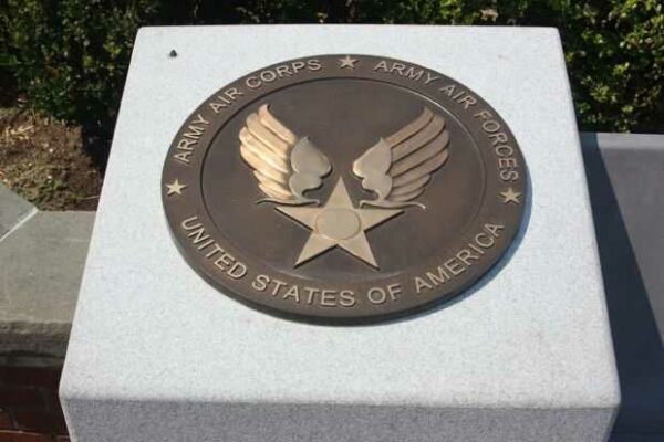 “A WORLD APART” WORLD WAR II MEMORIAL MEDALLION F