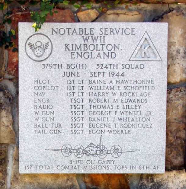 NOTABLE SERVICE WW II WAR MEMORIAL PLAQUE
