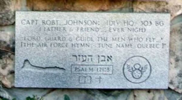 CAPT ROBERT JOHNSON WAR MEMORIAL PLAQUE