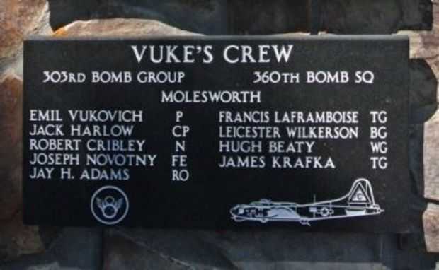 VUKE’S CREW WAR MEMORIAL PLAQUE