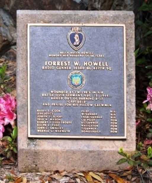 FORREST W. HOWELL WAR MEMORIAL PLAQUE