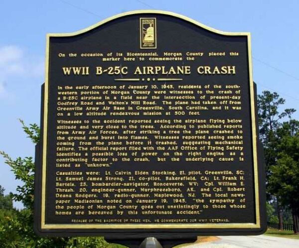 WW II B-25C AIRPLANE CRASH MEMORIAL MARKER