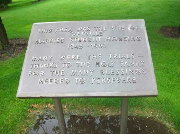 VETVILLE MEMORIAL PLAQUE
