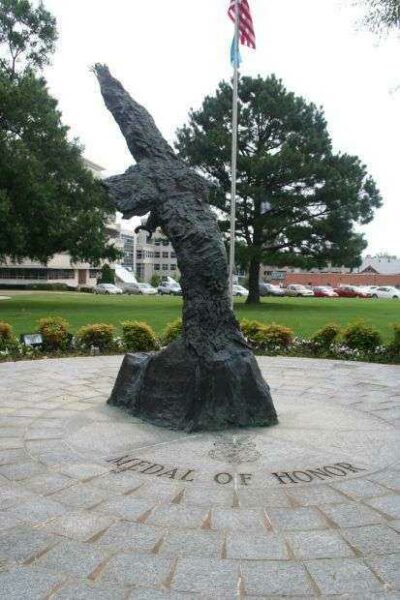 ARKANSAS MEDAL OF HONOR WAR MEMORIAL