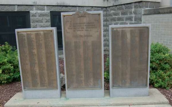 SAVANNA COMMUNITY WORLD WAR II HONOR ROLL MEMORIAL