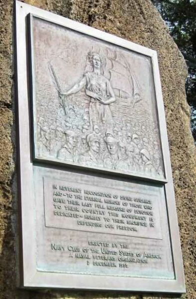 NAVY CLUB OF THE UNITED STATES OF AMERICA WAR MEMORIAL PLAQUE