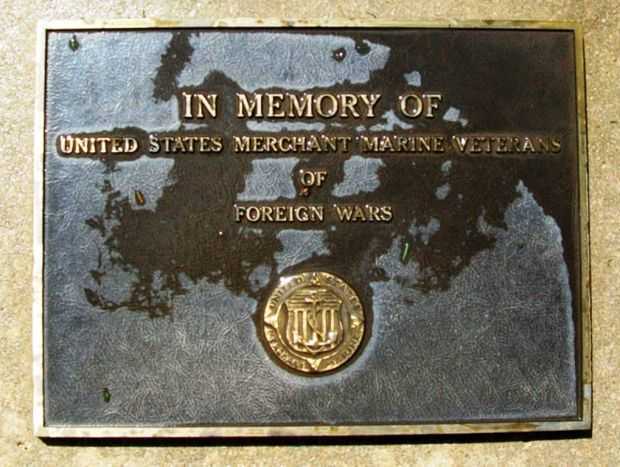 UNITED STATES MERCHANT MARINE VETERANS OF FOREIGN WARS MEMORIAL PLAQUE