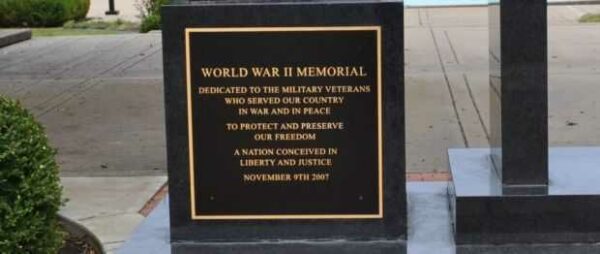 PADUCAH WORLD WAR II MEMORIAL DEDICATION STONE