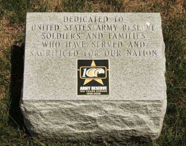 ARLINGTON CEMETERY U.S. ARMY RESERVE MEMORIAL