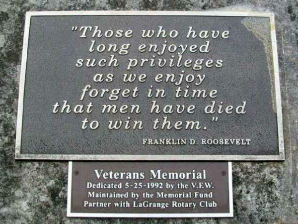 ALEXANDRIA VETERANS MEMORIAL PLAQUE