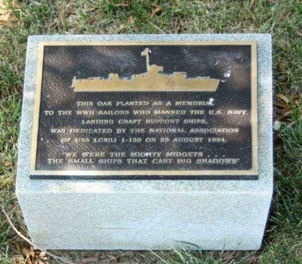 ARLINGTON CEMETERY LANDING CRAFT SUPPORT SHIPS MEMORIAL