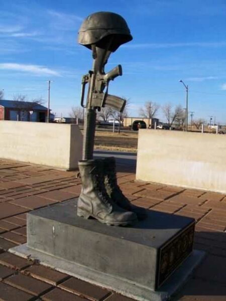 B-29 ALL VETERANS MEMORIAL BATTLEFIELD CROSS