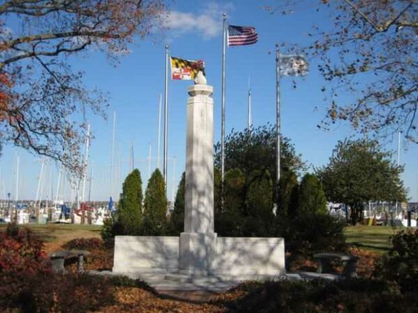 CAMBRIDGE WORLD WAR II MEMORIAL