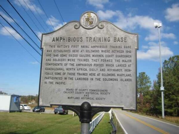 AMPHIBIOUS TRAINING BASE MEMORIAL MARKER