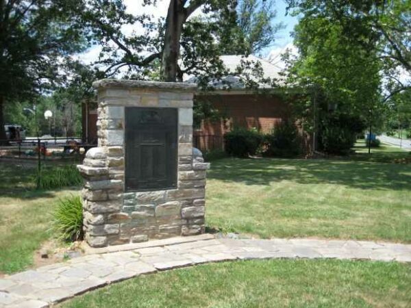 HALETHORPE WORLD WAR II MEMORIAL