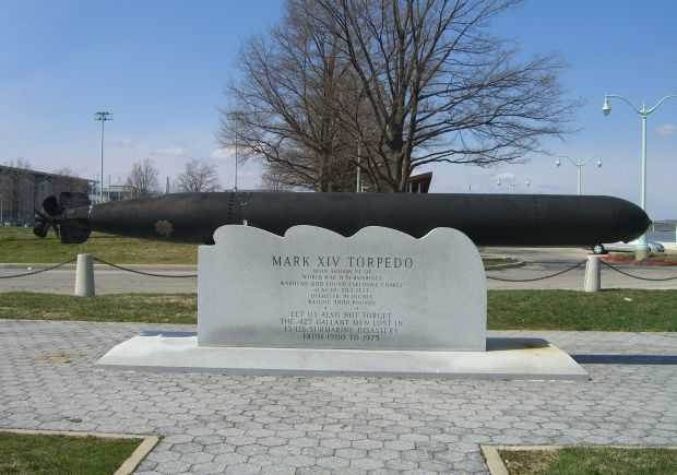 MARK XIV TORPEDO WAR MEMORIAL FRONT
