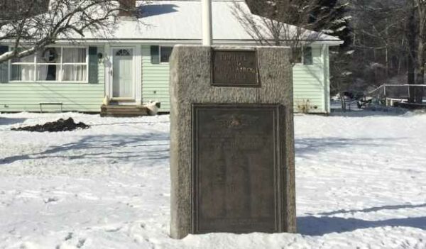 PLANTE AND QUINTAIROS SQUARE MEMORIAL
