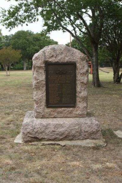 NAVARRO COUNTY WORLD WAR MEMORIAL