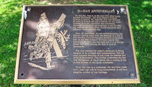 D-DAY ANNIVERSARY MEMORIAL TREE PLAQUE