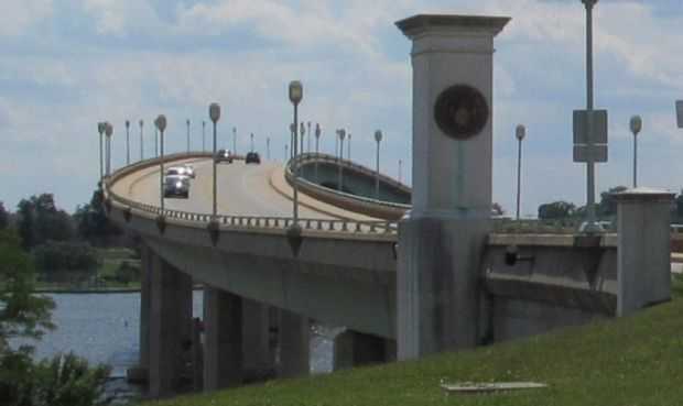 ANNAPOLIS PEARL HARBOR MEMORIAL BRIDGE