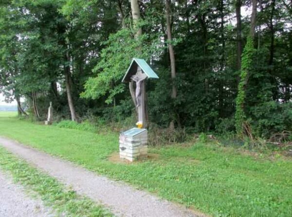 ST. ANGELA MERICI PARISH MEMORIAL