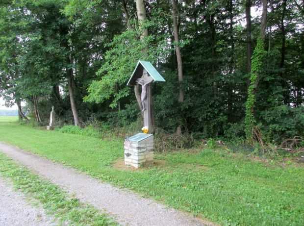 ST. ANGELA MERICI PARISH MEMORIAL