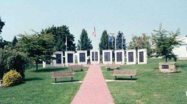 RIMERSBURG WAR MEMORIAL