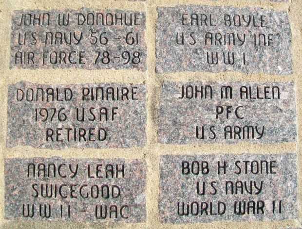 WEAUBLEAU VETERANS MEMORIAL PAVERS D