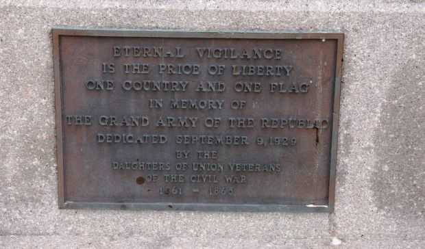 G.A.R. WAR MEMORIAL BENCH PLAQUE