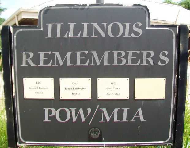 ILLINOIS REMEMBERS POW/MIA MASCOUTAH MEMORIAL PLAQUE