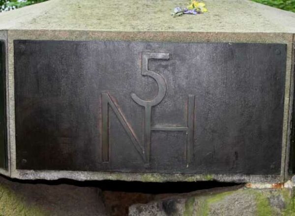 5TH NEW HAMPSHIRE VOLUNTEER INFANTRY WAR MEMORIAL PLAQUE A