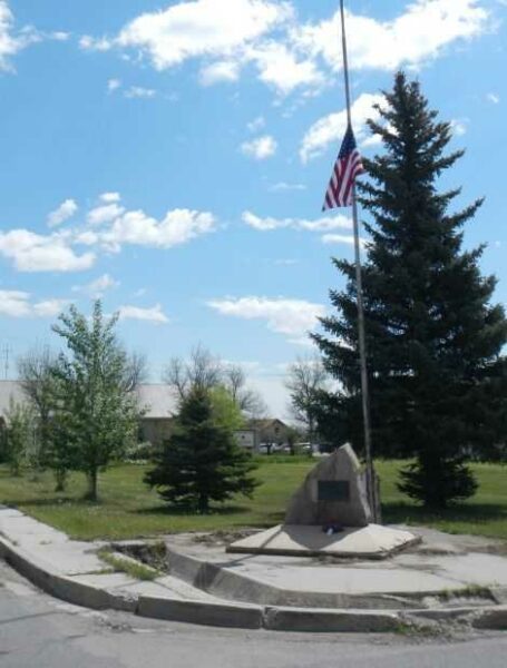 FORT WASHAKE WORLD WAR II VETERANS MEMORIAL