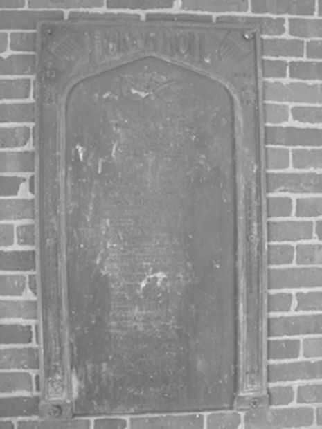 SUTTON WORLD WAR I MEMORIAL PLAQUE