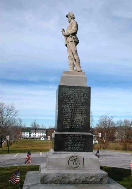 NEW LONDON WAR VETERANS MEMORIAL SIDE