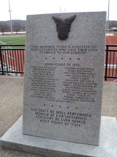 WEST POINT CLASS OF 1952 MEMORIAL PLAZA