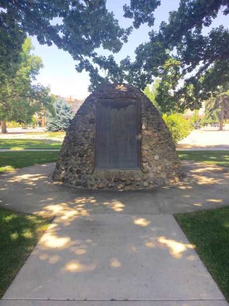 FITZSIMMONS ARMY HOSPITAL WORLD WAR I MEDICAL STAFF MEMORIAL