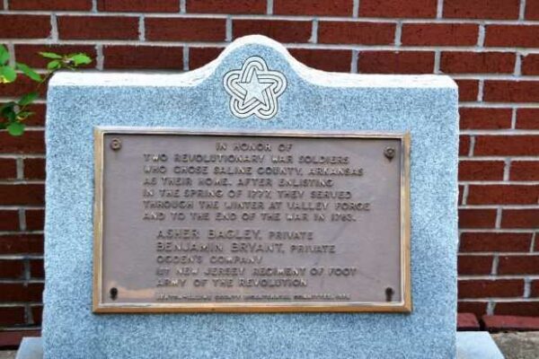 SALINE COUNTY REVOLUTIONARY WAR SOLDIERS MEMORIAL