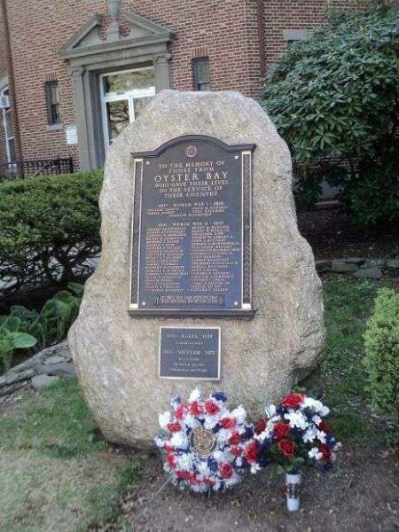 OYSTER BAY WAR MEMORIAL