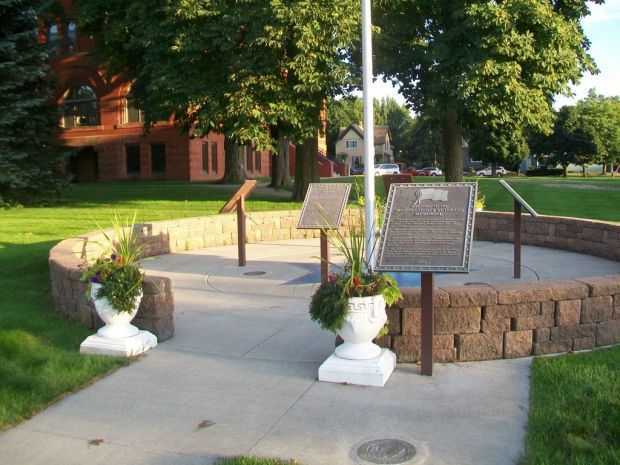 MASON COUNTY VETERANS MEMORIAL