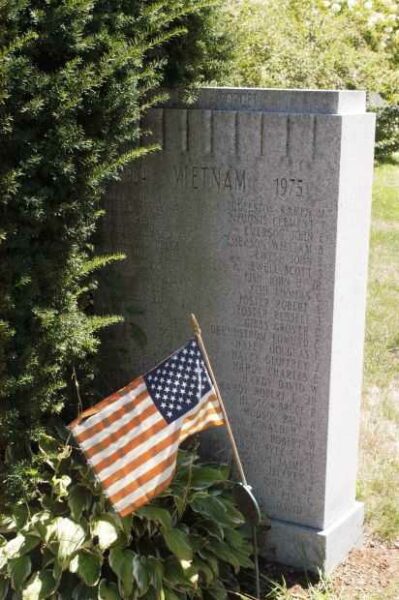 ROWLEY VIETNAM WAR HONOR ROLL MEMORIAL