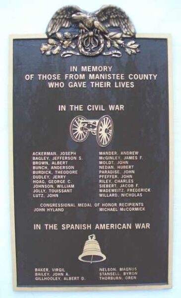 MANISTEE COUNTY WAR MEMORIAL PLAQUE A