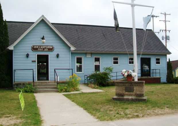 AMERICAN LEGION POST 221 WAR MEMORIAL