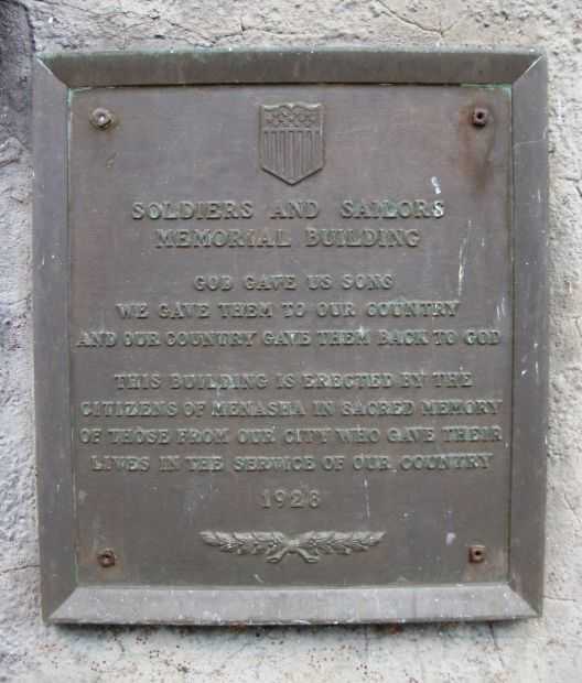 MENASHA SOLDIERS AND SAILORS MEMORIAL BUILDING PLAQUE